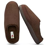Fruit of the Loom Men's Memory Foam Slippers - Fleece Waffle Clog - Indoor/Outdoor, Pantuflas Machine Washable - Brown - SMALL