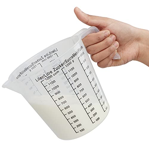 Kurtzy Helder Plastic Maatbeker (Set van 4) – 1 Liter / 1000 ml – BPA Vrij Stapelbare Kannen met Tuit, Grip Handvatten & Makkelijk te Lezen Maten – Keuken Maar Kan voor Voedsel, Koken & Bakken - Image 4