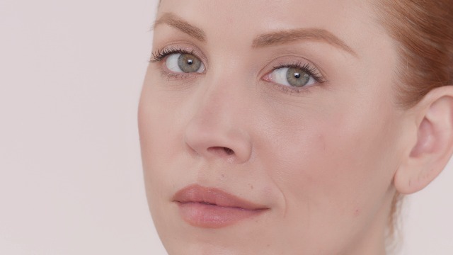 Image of Anastasia Beverly Hills Brow Definer - 3-in-1 Triangular-Tipped Retractable Eyebrow Pencil with Spoolie - Multi-Functional Definer to Fill, Detail & Blend Brows