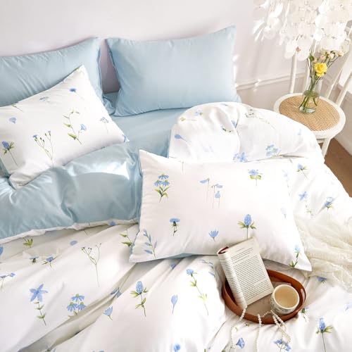 Image of Wake In Cloud - Floral Comforter Set, Cottagecore Cute Aesthetic Watercolor Tiny Flowers and Leaves, Soft Lightweight Bedding for Women Teen Girls, 3 Pieces, Blue, Full Size