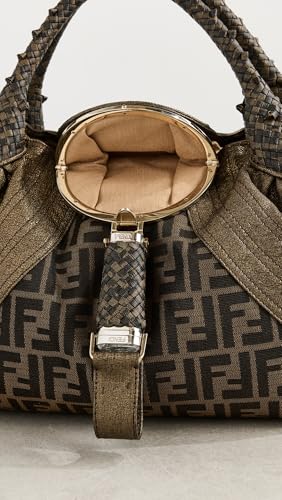 Women's Pre-Loved Fendi Shoulder Bag Canvas4