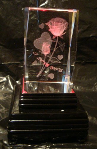 I Love You Hearts and Roses Laser Etched 3D Crystals. Size: 2"x2"x3"
