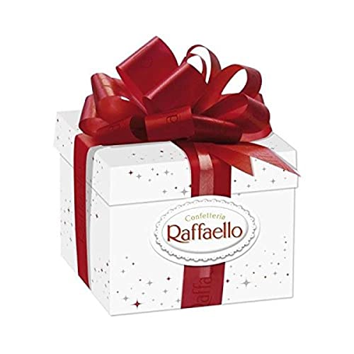 Ferrero Raffaello Gift Box Cube 300gm