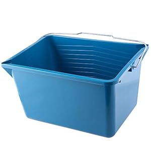 KADAX Verfemmer, vierkante kunststof schilderemmer met metalen handvat, stabiele wateremmer met gietrand, voor renovatie, tuin, poetsemmer, rechthoekig, licht (12 l, 1 stuk, blauw)