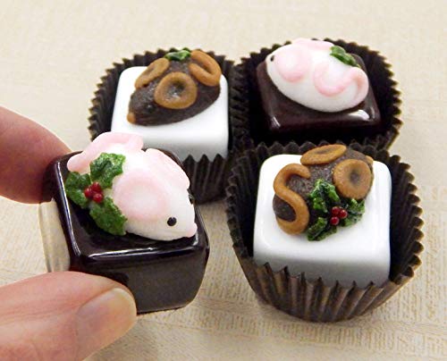 Christmas Mouse Chocolate Handmade Art Glass Chocolate Gift Sculpture Figurine (White Chocolate Mouse On Chocolate) #TOP5