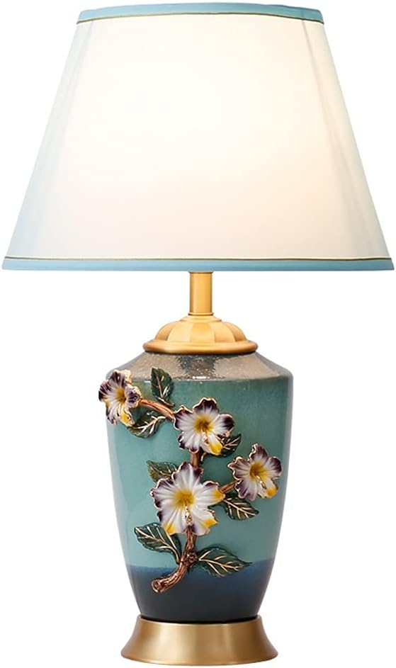 美しい古美術◼️蔵から美しいぐるりとうねりの見事な抹茶茶碗が出て来