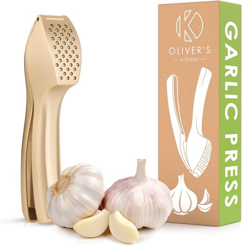 Oliver's Kitchen ® Presse Ail Premium - Hachoir et Broyeur Super Facile à Utiliser et à Nettoyer - Écrase l'Ail et le Gingembre sans Effort (pas besoin d'éplucher) - Solide et Durable à Vie