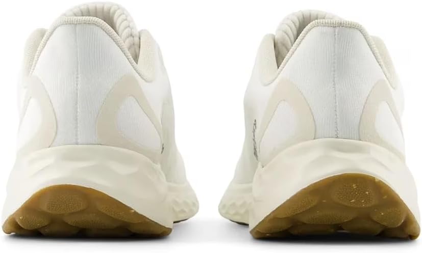 New Balance Women's Fresh Foam Arishi v4 Running Shoe, Sea Salt/Linen, 8 - Image 3