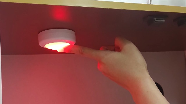 Yiliaw 3 Pack LED Puck Lights Remote Control 16 Color Changeable