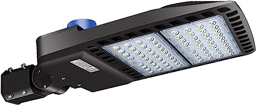 ledmo LED Parking Lot Light 200W, Commercial Outdoor Area Lighting with Dusk to Dawn Photocell, Super Bright 5000K 26000 LM Slipfitter Mount