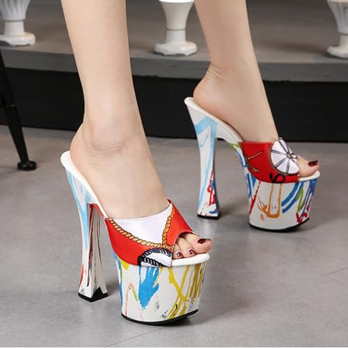 Talons hauts pour chaussures de soirée de bal avec plateforme
