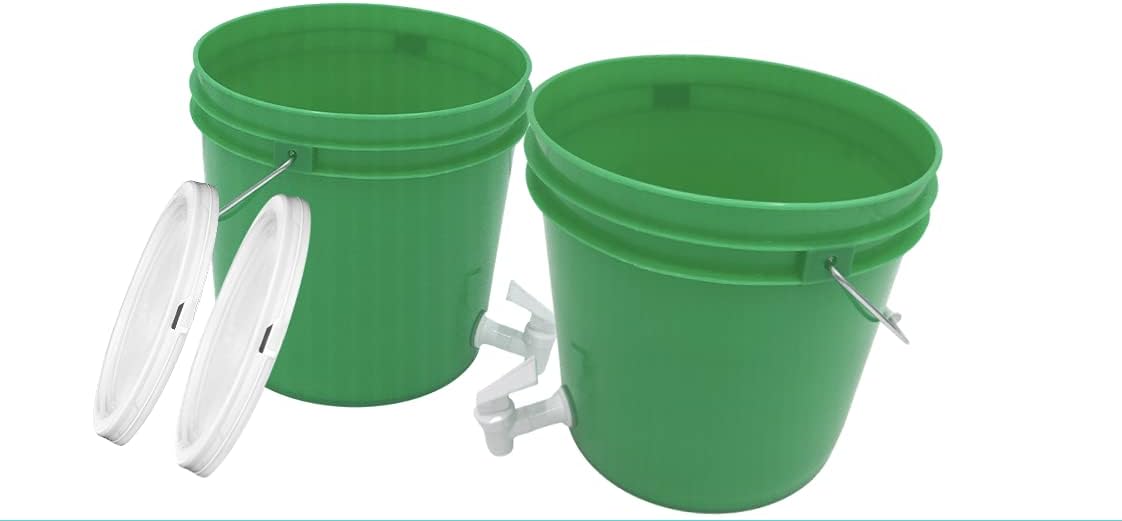 House Naturals 2 Galon Food Grade Bucket with Spigot Faucet Dispenser and Lid(Pack of 2) BPA Free - Made in USA