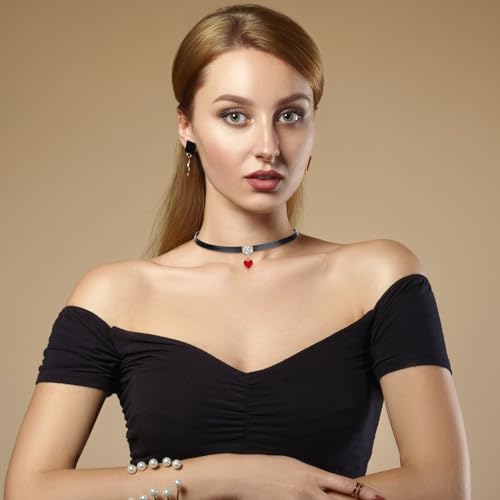 Yolev Choker Schwarz Halskette Damen Leder Goth Halskette Schwarzes Halsband Gothic Choker Halsband Kette mit Liebe Anhänger Schmuck Lederkette Damen Mädchen Weihnachten Zubehör