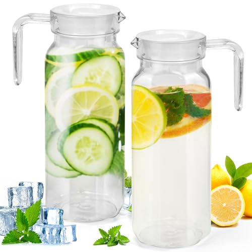 MININUSI 2 Stück Wasserkaraffe mit deckel, 1.1L Wasser Limonade Krug, transparent Getränkekaraffe, Wasser Karaffe, Saftkrug, Saftflasche, Wasserkrug, Kunststoff Eistee Krug, Saftbehälter für Milch Tee