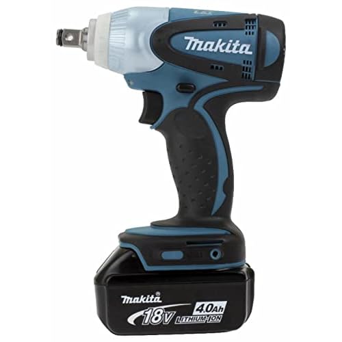Makita Akku-Schlagschrauber 18,0V im MAKPAC mit 2 Akkus 4,0 Ah + Ladegerät