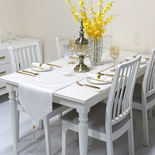 Chemin de table printemps jacquard pour une fête en salle à manger