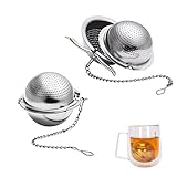 ☕️【MEJOR ELECCIÓN】Nuestras bolas de té con un diámetro de 5,6 cm son muy adecuadas para teteras, tazas de té, tazas de café, asas de ollas o ollas de sopa. Estos coladores de té son ideales para todos los amantes del té. Nuestras bolas de té también son adecuadas para condimentar especias y hierbas. Si tienes un amigo, puedes usar nuestro colador de té para preparar una buena taza de té para él.