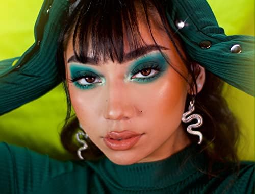 Makeup Revolution | Paleta cieni do powiek Forever Flawless | Chilled with cannabis sativa | 18 cieni | 19,8 g, Proszek