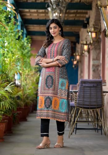 Image of Juniper Multi-Panel Ethnic Printed Straight Kurta