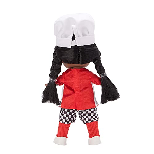 Muñeca Madame Alexander 8 pulg Soccer + Chef tono piel oscuro miniatura 3