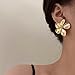 TUCEWP Gold Flower Earrings Fashion Large Flower Stud Earrings Cute Floral Statement Earrings Boho Earrings Studs Chic Vintage Chunky Floral Drop Earring for Women Birthday Christmas Jewelry Gift