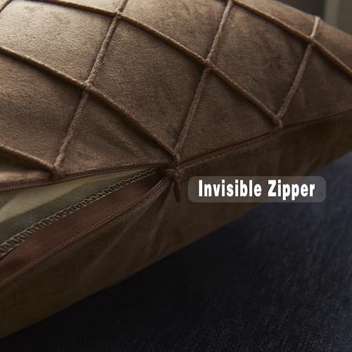 GONOVE Cushion Covers 55X55cm Soft Velvet Decorative Throw Pillow Cases Pack of 2 Square Pillow Covers Pillowcases with Invisible Zipper for Home Couch Sofa Bed Brown - Image 4
