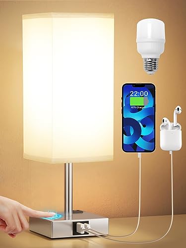Lampada da Comodino Moderna per L'arredamento della Camera: La lampada da tavolo dimmerabile è ben fatta e dal design elegante. Il paralume in tessuto emana una luce calda e piacevole. La lampada da comodino ti offre un'atmosfera rilassata e confortevole. Lampada da tavolo USB ideale per camera da letto, camera dei bambini, soggiorno, ufficio, dormitorio, studio.