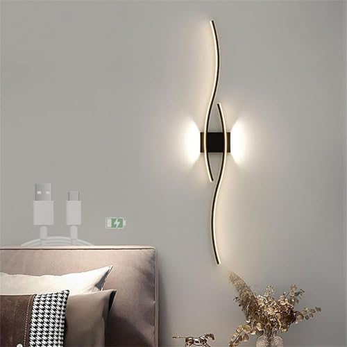 Lampada da Parete LED Moderna - Applique a Barra ondulata Ricaricabile Tramite USB, Design in Acrilico e Ferro per Soggiorno e Camera da Letto, 100 cm, Luce Nera Neutra