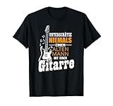 shirt musik gitarre Perfekt für Gitarristen, Gitarrenspieler und Gitarrenlehrer. Lustiges alter Mann Outfit für Musiker.