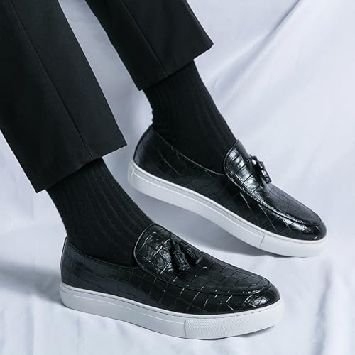 Image of Men's Pattern Leather Platform Slip On Tassel Loafers Comfortable Round Toe Low Top Non-Slip Casual Dress Shoes Flat Penny Loafer for Dating Business Party