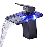 【Massives Messing Material】 Bleifreie Messing-Konstruktion mit überlegenen rostfreiem Finish, Kupfer-Metall-Einzelgriff, berühren rv Waschbecken Wasserhahn, langlebig und Sicherheit! Keramik-Patrone reduziert Leckpunkte, überleben 500.000 Mal öffnen und schließen Test.