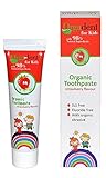 La presencia de xilitol en su fórmula ayuda a prevenir la formación de caries, reduce la inflamación, preserva el esmalte y garantiza la higiene bucodental. Contiene Aloe vera conocido por sus propiedades calmantes. El agradable sabor a fresas silvestres hace el cepillado de los dientes una experiencia agradable