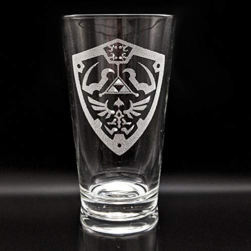 DIVINE BEAST EAGLE Engraved Beer Pint Glass Great Gamer Drinking Gift Idea