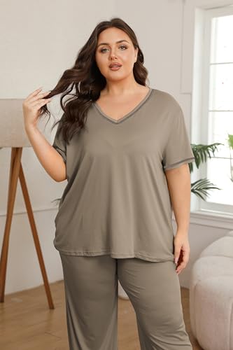 Image of Vozanet Women's Plus Size Pajama Sets Short Sleeve Long Pants Solid Color with Piping Trim Elegant Loungewear Cozy Sleepwear