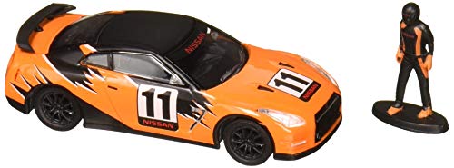 Greenlight 1:64 The Hobby Shop Series 3 2011 Nissan GT-R R35 Diecast Vehicle with Driver