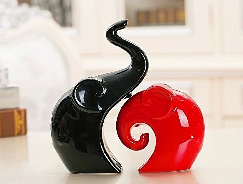 URGrace 2Pcs Cute Black Red Love Elephant Ceramic Craft Supplies Animal Statue Sculptures Ornaments Fashion Home Living Room Furnishings Wedding Gifts Handicraft