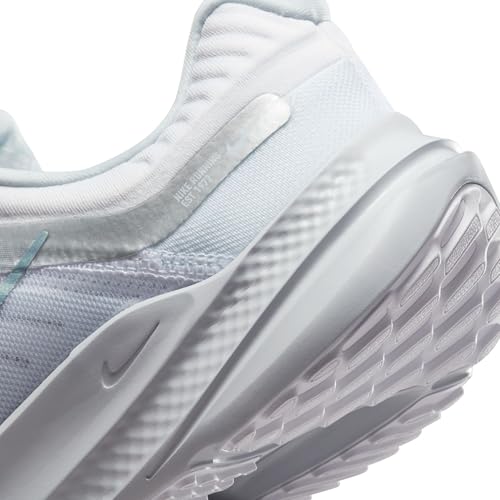 Nike Nike Women's Quest 5 Sneaker, White Metallic Silver Pure Platinum, 8.5