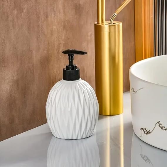 Image of Green Color Diamond Cut ABS Plastic 300ml Soap Dispenser Pump Organizer Stand for Bathroom, Shampoo, Conditioner, Shower Gel, Hand & Body Wash Pack of 1