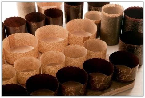 Panettone Paper Molds By Ecobake | Paper Souffle Cups And Paper Muffin Cups | Versatile Design | Non Stick, Microwave Safe, Freezer Safe | Size W2.36" X H1.77" 60Gr | (100 Pieces) #TOP2