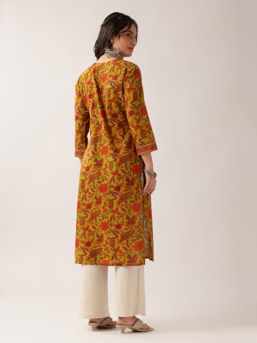 Image of Vbuyz Women Floral Print with Yoke Details Straight Cotton Stitched Kurta