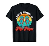 La vie est plus belle en tongs, vacances estivales amusantes à la plage T-Shirt