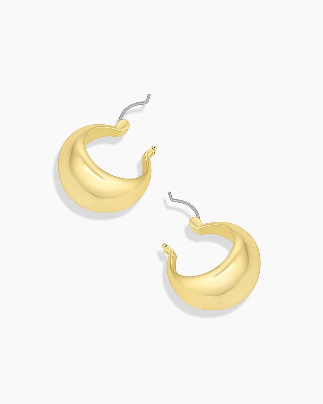 gorjana - Banks Hoops 9/16" Width - 18k Gold Plated - Stylish Teardrop Design - Enhances Any Ensemble - Lightweight Comfort - Versatile Day-Night Wear - Gift Making - Secure Hinge Closure