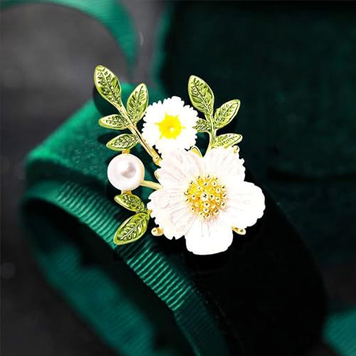 Image of Fashion Flower Brooches for Women Daisy Flower Pearl Chrysanthemum Elegant Enamel Pins Casual Jewelry For Women Party Bag Hat Brooch Pins Accessaries