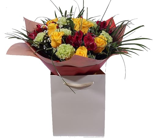 Golden Garnet Fresh Flowers Bloom Bouquet – Yellow Roses - Green Carnations – Seasonal Celebration Arrangement for Birthday, Anniversary, Get Well, House decorations party