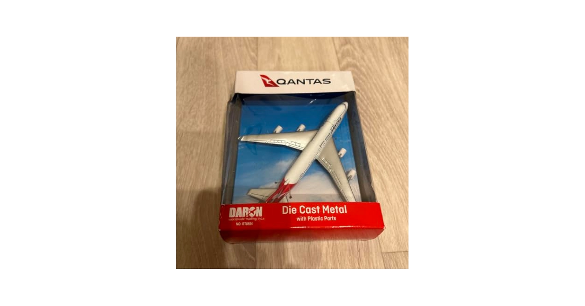 Amazon.co.jp: Qantas Airplane Model Plane : Hobbies