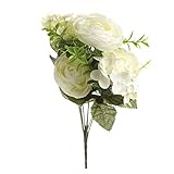 Wunderbarer Blumenstrauß mit cremeweissen Blüten - ideal als Dekoration zur Hochzeit