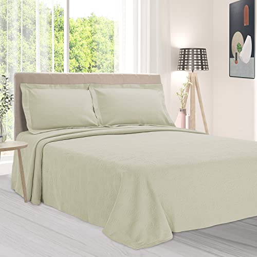 Image of BNM Oversized Paisley Matelasse Cotton Bedspread, Jacquard Weave, Soft and Breathable, All-Season, Cozy and Lightweight, Perfect for Master or Guest Bedroom, Matching Pillow Shams, Ivory, King