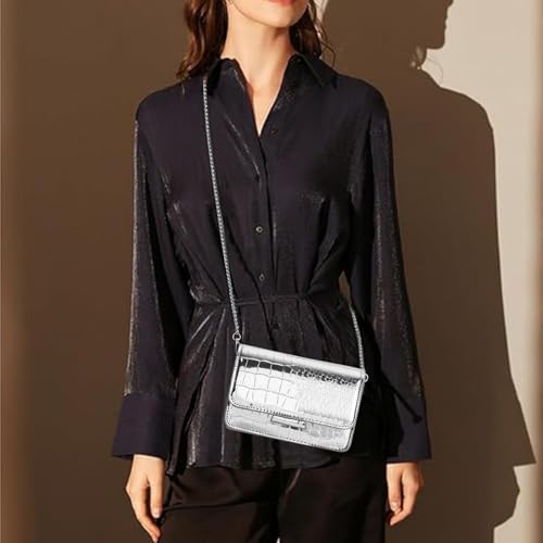 Small Crossbody Purse Bag for Women,Mini Y2k Silver Metallic Croc-Embossed Clutch Handbag,Cute PU Leather Pouch Wallet Fit for Phones4