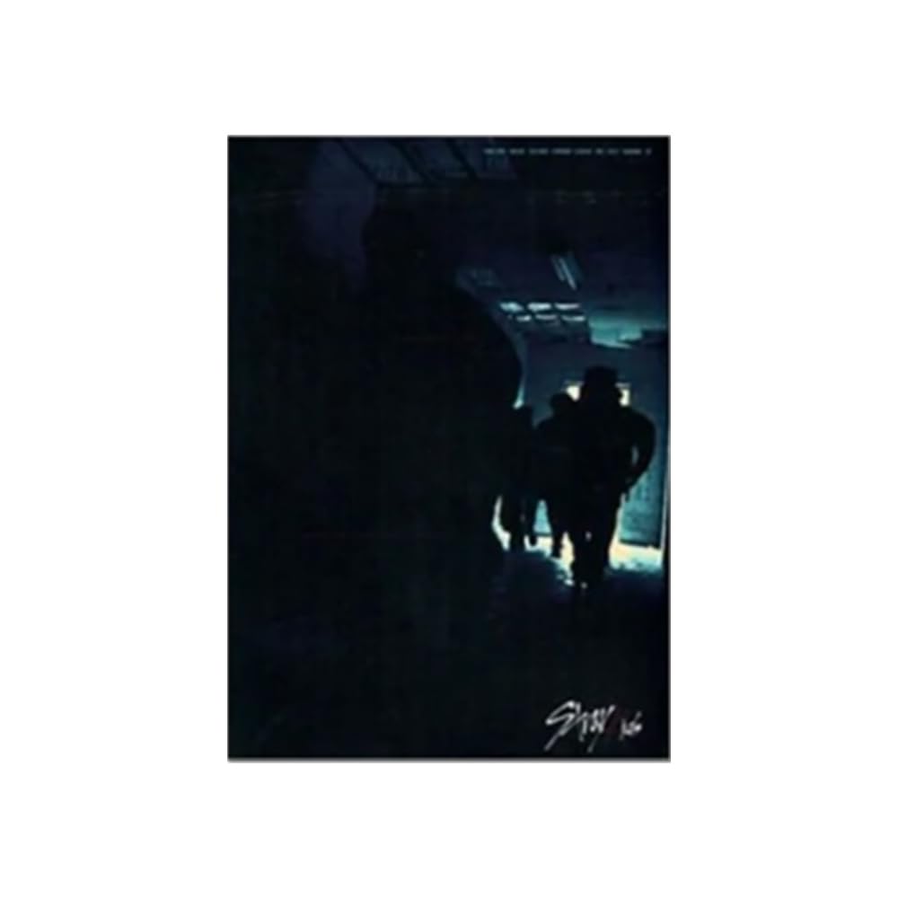 STRAY KIDS SKZ - THE 1ST MINI ALBUM I AM NOT, (I AM VERSION)