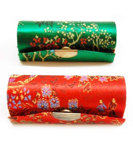 Lippenstift-Etui Aus Seidenbrokat Mit Spiegel – Stylisches Hardcase Zum Schutz Deiner Lippenstifte (Rot, Magnetischer Verschluss)